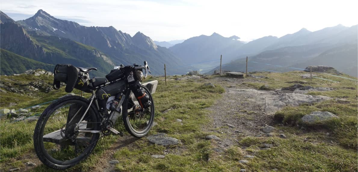 Débuter le Bikepacking : Le Guide Ultime du Bikepackeur🏕️