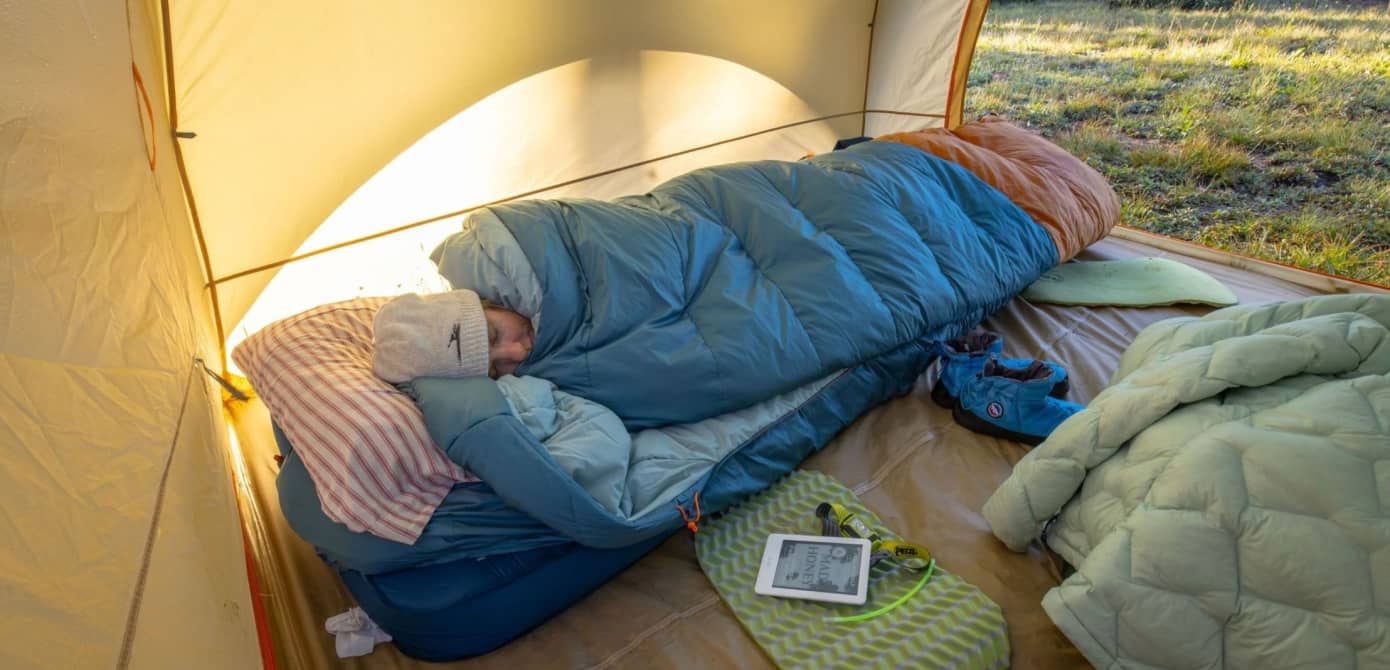 TOP 5 Astuces pour Ne Pas Avoir Froid dans Son Sac de Couchage