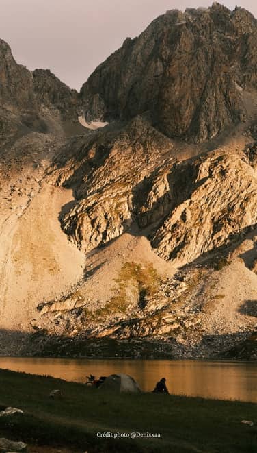 bivouac bikepacking dans les alpes