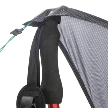 Architecture avec bâtons de randonnée